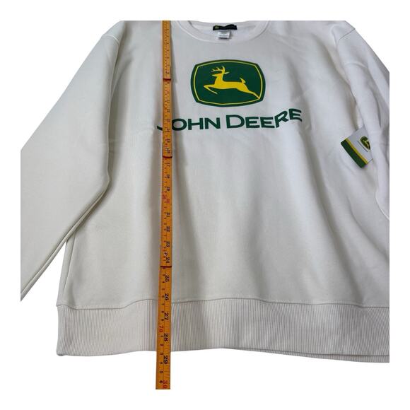 John Deere Sweatshirt Men’s Medium Cream White Crewneck Pullover Logo Vintage - Picture 3 of 5